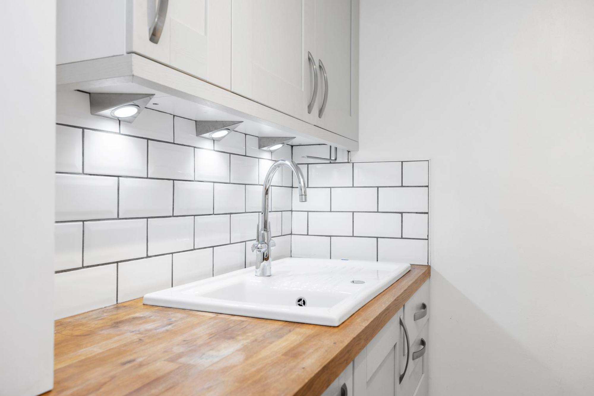 Joivy Modern Flat In City Centre - For Up To 3 Guests Apartment Edinburgh Luaran gambar
