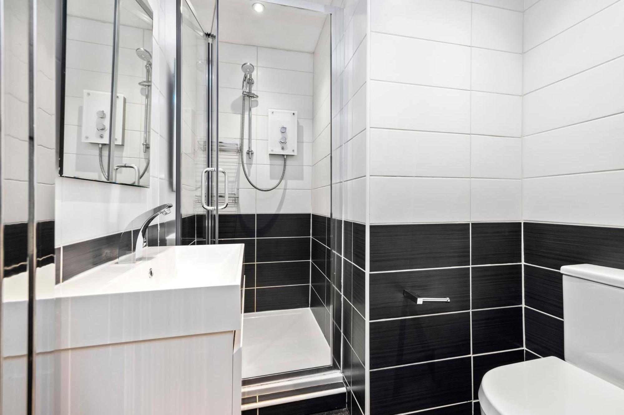Joivy Modern Flat In City Centre - For Up To 3 Guests Apartment Edinburgh Luaran gambar