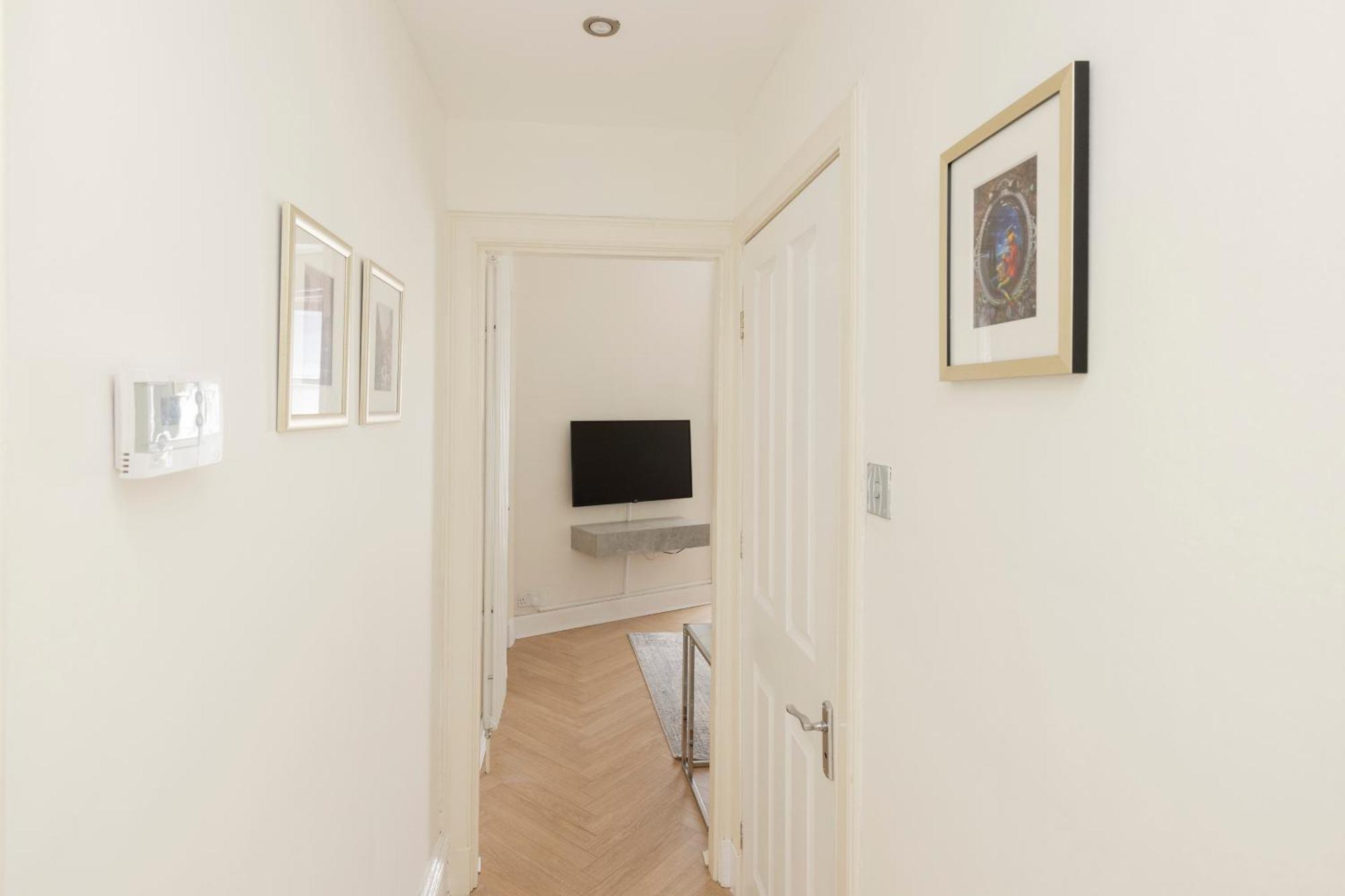 Joivy Modern Flat In City Centre - For Up To 3 Guests Apartment Edinburgh Luaran gambar