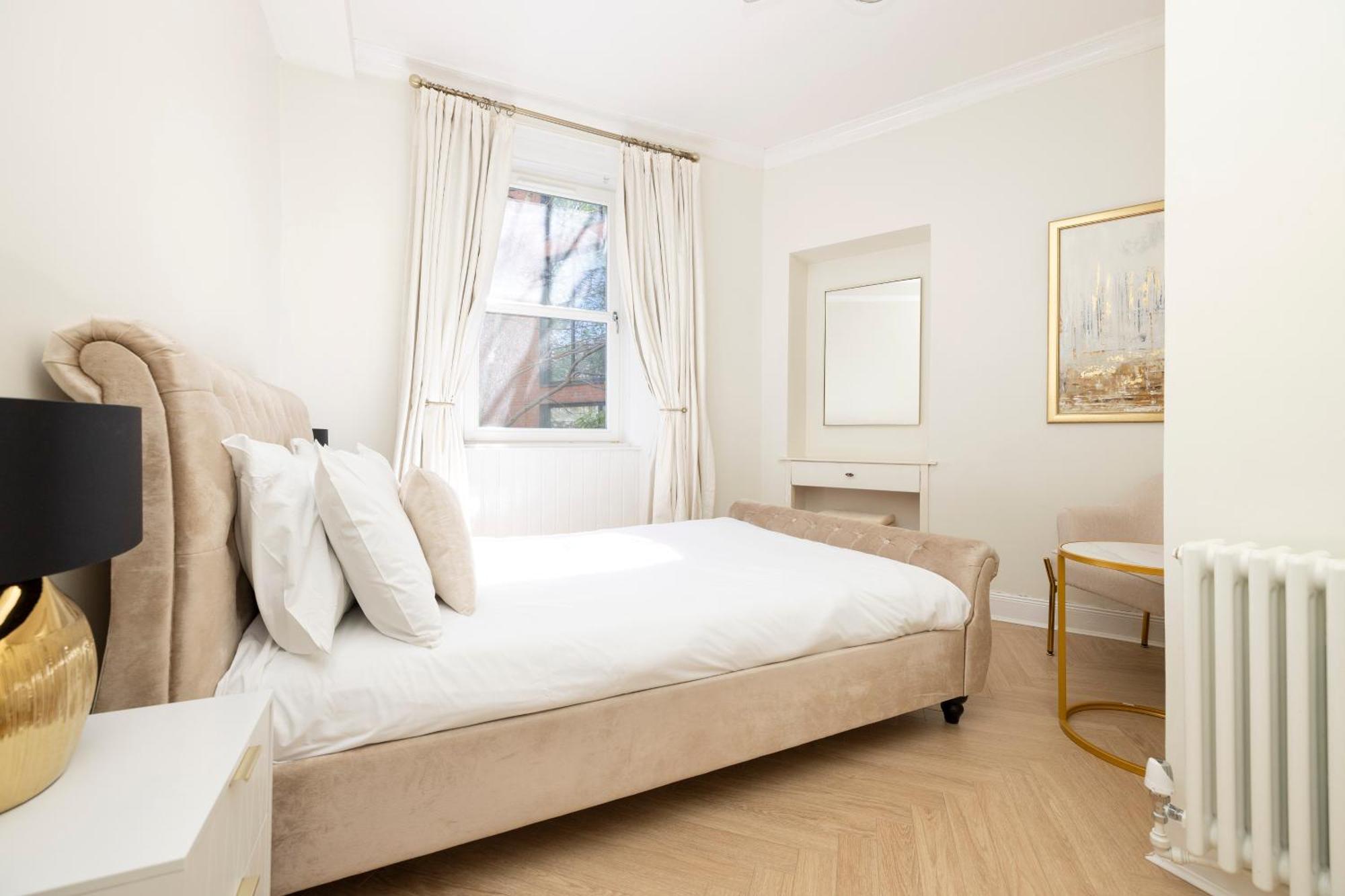 Joivy Modern Flat In City Centre - For Up To 3 Guests Apartment Edinburgh Luaran gambar